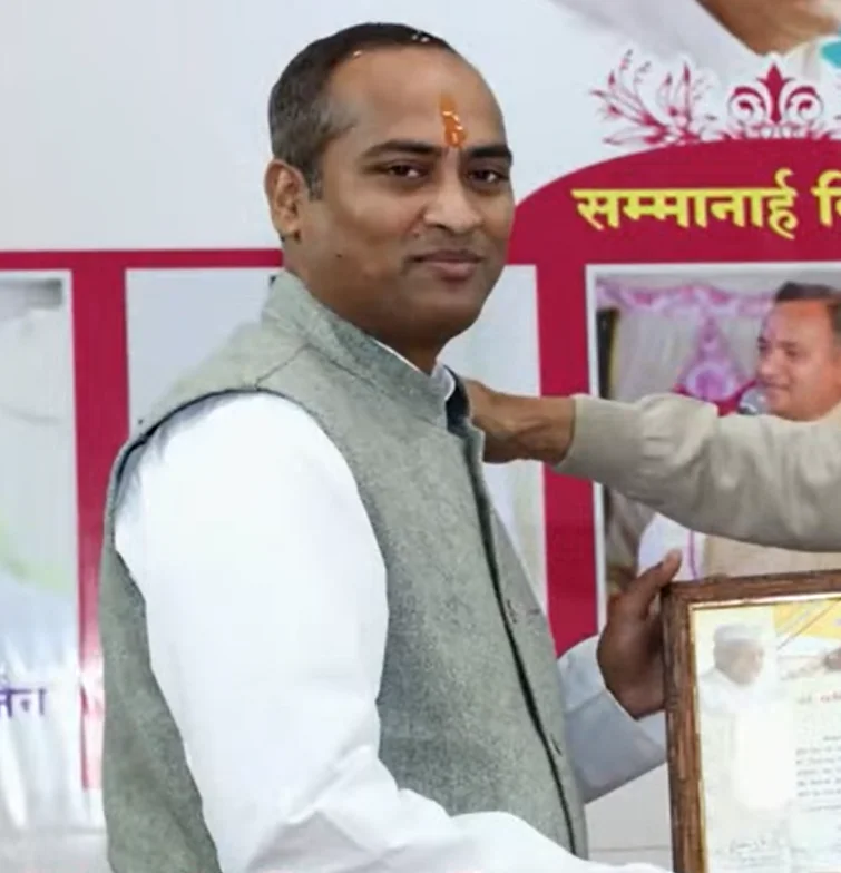 Pandit Manishji Meruth